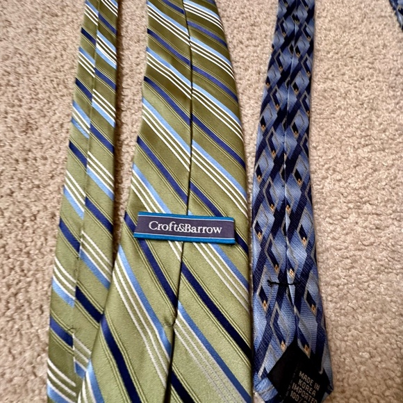 5 Assorted Neckties Croft Barrow Van Heusen Jos A Bank Etc - Picture 7 of 8